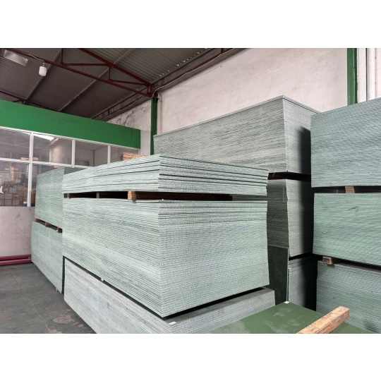TẤM NHỰA ECO 15x1.220x2.440 Lỗ Tròn