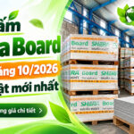Bảng giá tấm SHERA Board tháng 10/2026 tại Kho Vật Liệu Xanh, nền kho chứa kiện tấm nguyên đai