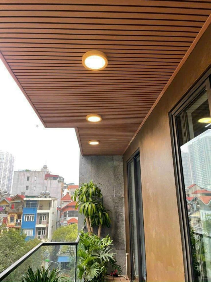 So sánh trần cemboard xi măng và trần thạch cao về khả năng chịu nước và chống cháy