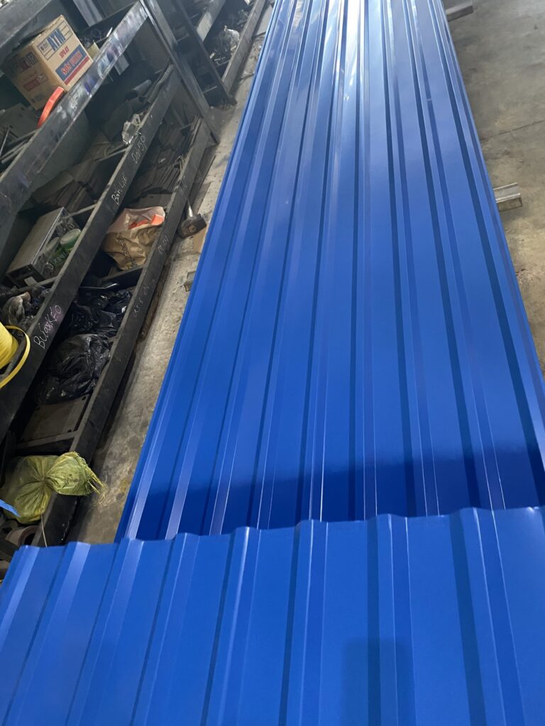 TÔN CÁN SÓNG Xanh Dương Tím