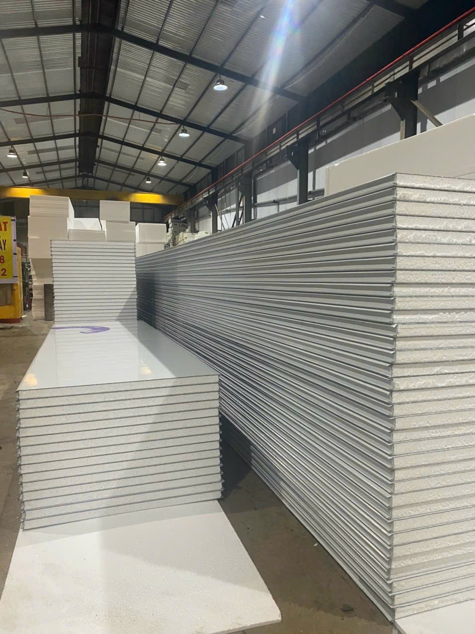 mua tấm panel bình dương 