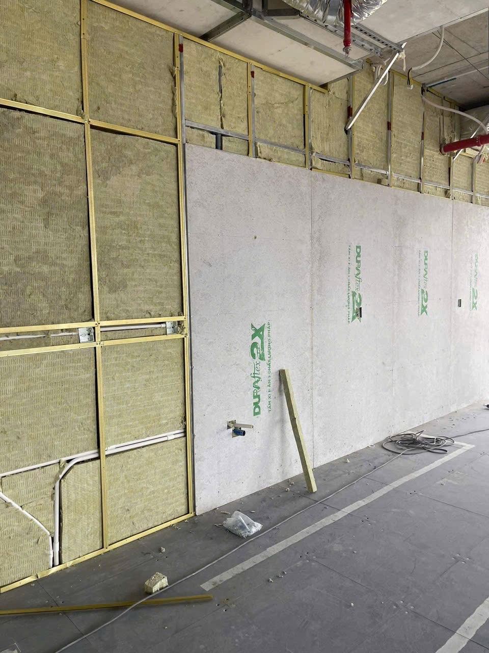 tấm duraflex làm vách ngăn